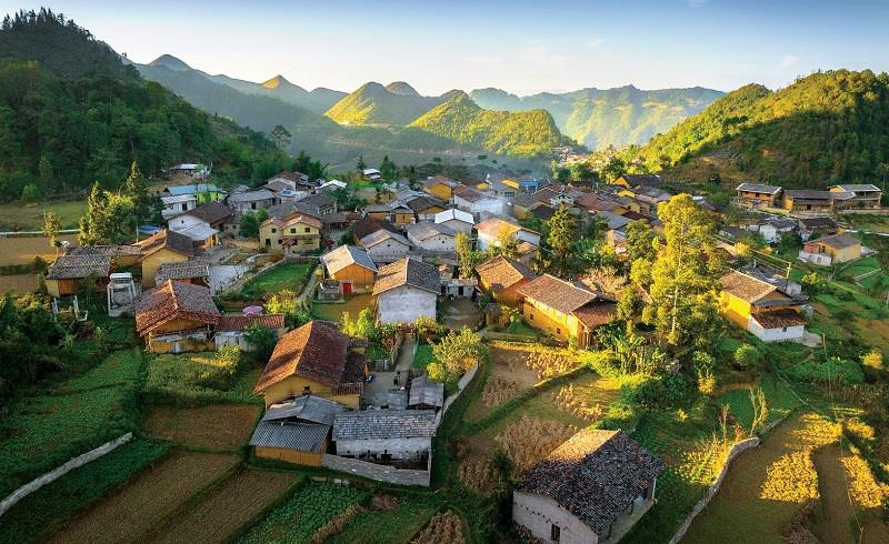 Việt Nam có một “Làng du lịch tốt nhất thế giới” nằm ở độ cao gần 1.500m, khí hậu mát mẻ quanh năm, có lúc xuống thấp nhất dưới 0 độ C