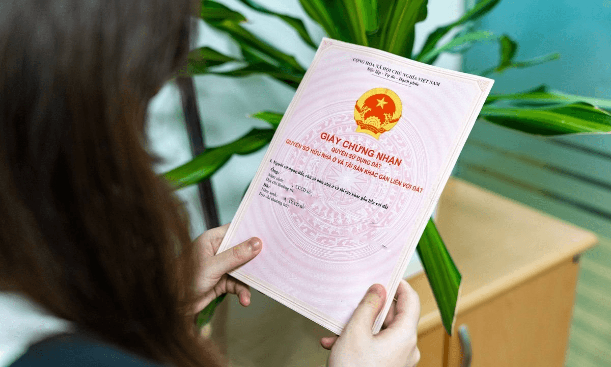 Tất cả người dân Hà Nội đang đứng tên sổ đỏ có sai sót hoặc bị thu hồi một phần để giải phóng mặt bằng cần đặc biệt chú ý đến quy trình mới này