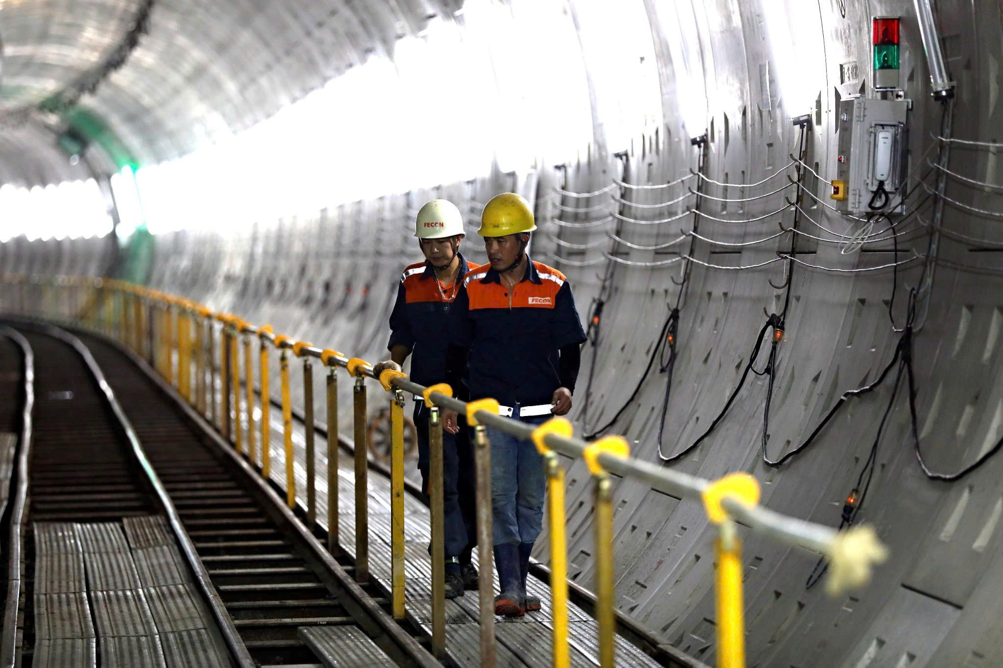 anh-1.-metro-line-1-tphcm-ben-thanh-suoi-tien-.jpg