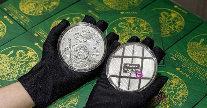 Giá bạc thỏi, bạc miếng sáng 29/9 đồng loạt rớt mạnh tại DOJI, Ancarat, Bảo Tín Mạnh Hải, Sacombank,...