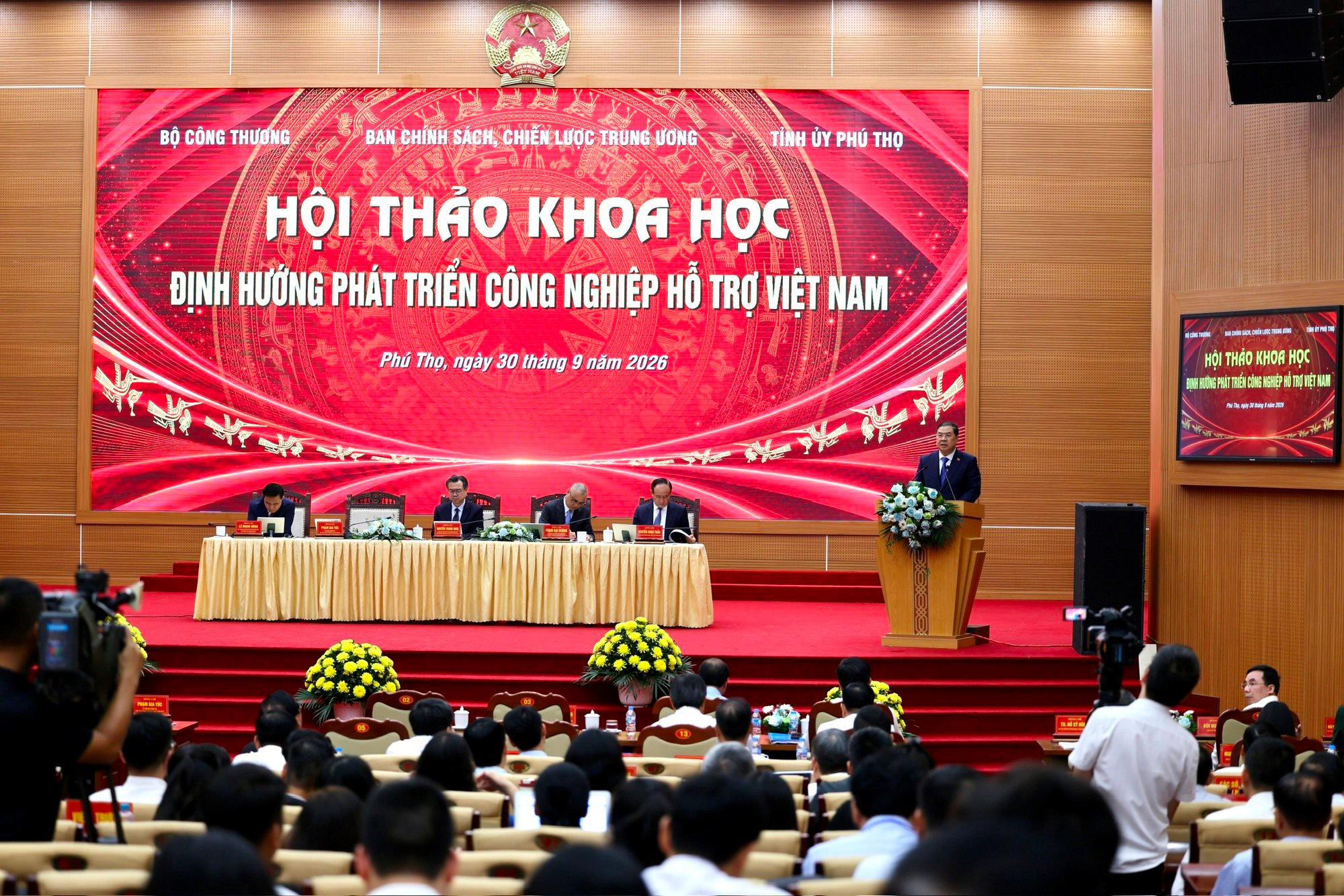 Phó Thủ tướng Phạm Gia Túc: Năm 2045, Việt Nam làm chủ công nghệ lõi để tự chủ nền kinh tế