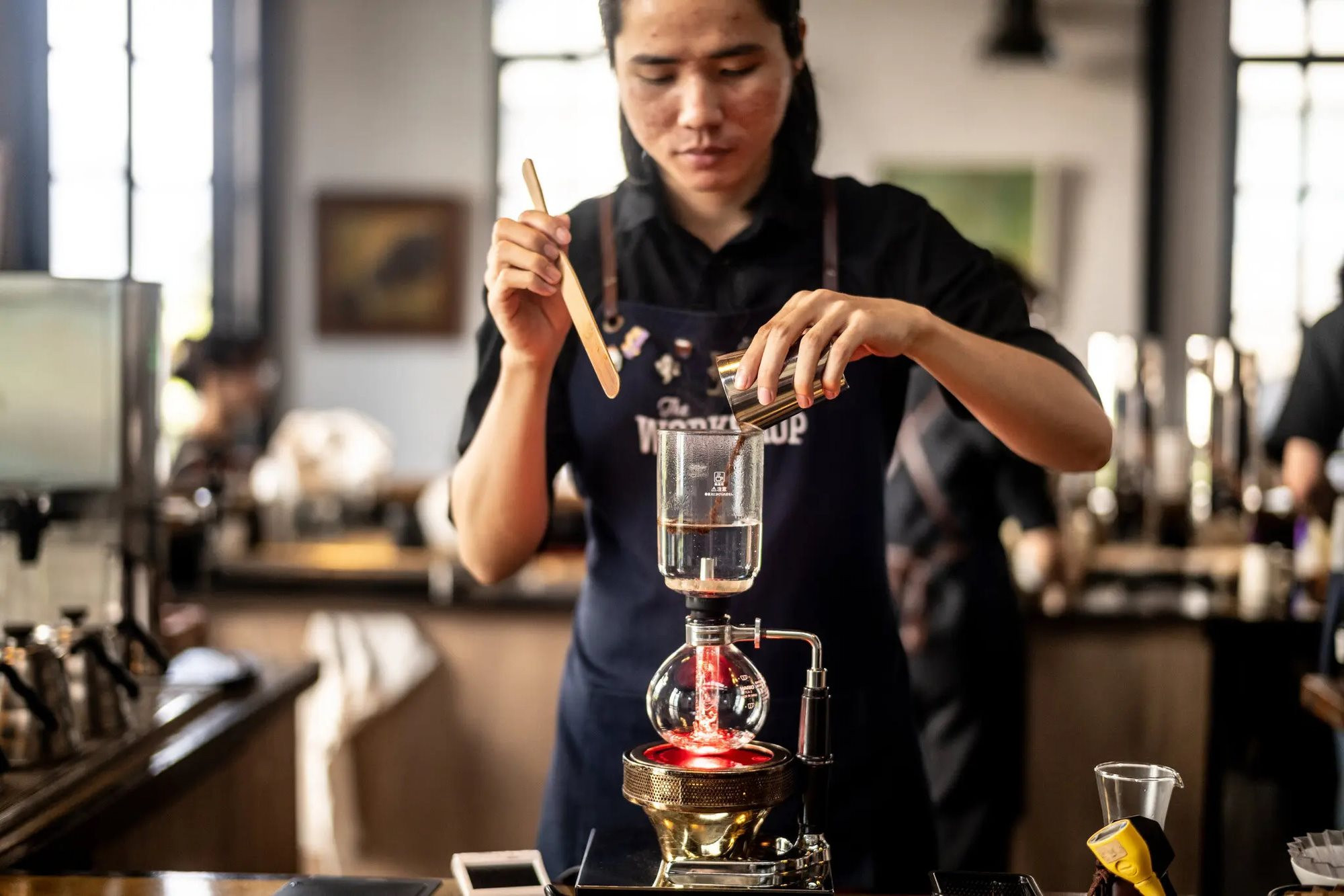 00saigon-coffee-culture-02-bkfz-superjumbo-1710579409935237977256.jpg