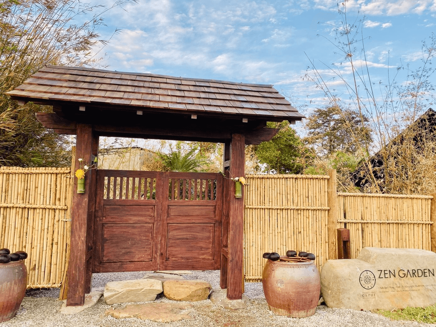 Công trình rộng hơn 9.000m2 trong tổ hợp BĐS hiếm có của ông Đặng Lê Nguyên Vũ: Xây theo kiểu kiến trúc chữa lành, từng thu vé vào cổng bằng... cây xanh