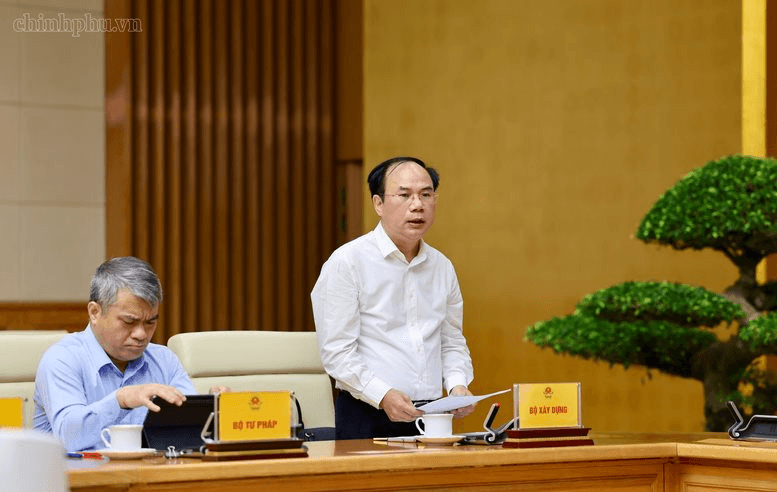 Thứ trưởng Bộ Xây dựng: Giá chung cư, đất nền trên thị trường thứ cấp giảm, lượng tồn kho có xu hướng tăng