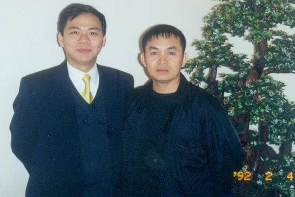 to-mo-anh-hiem-thoi-tre-cua-cac-ty-phu-viet.jpg