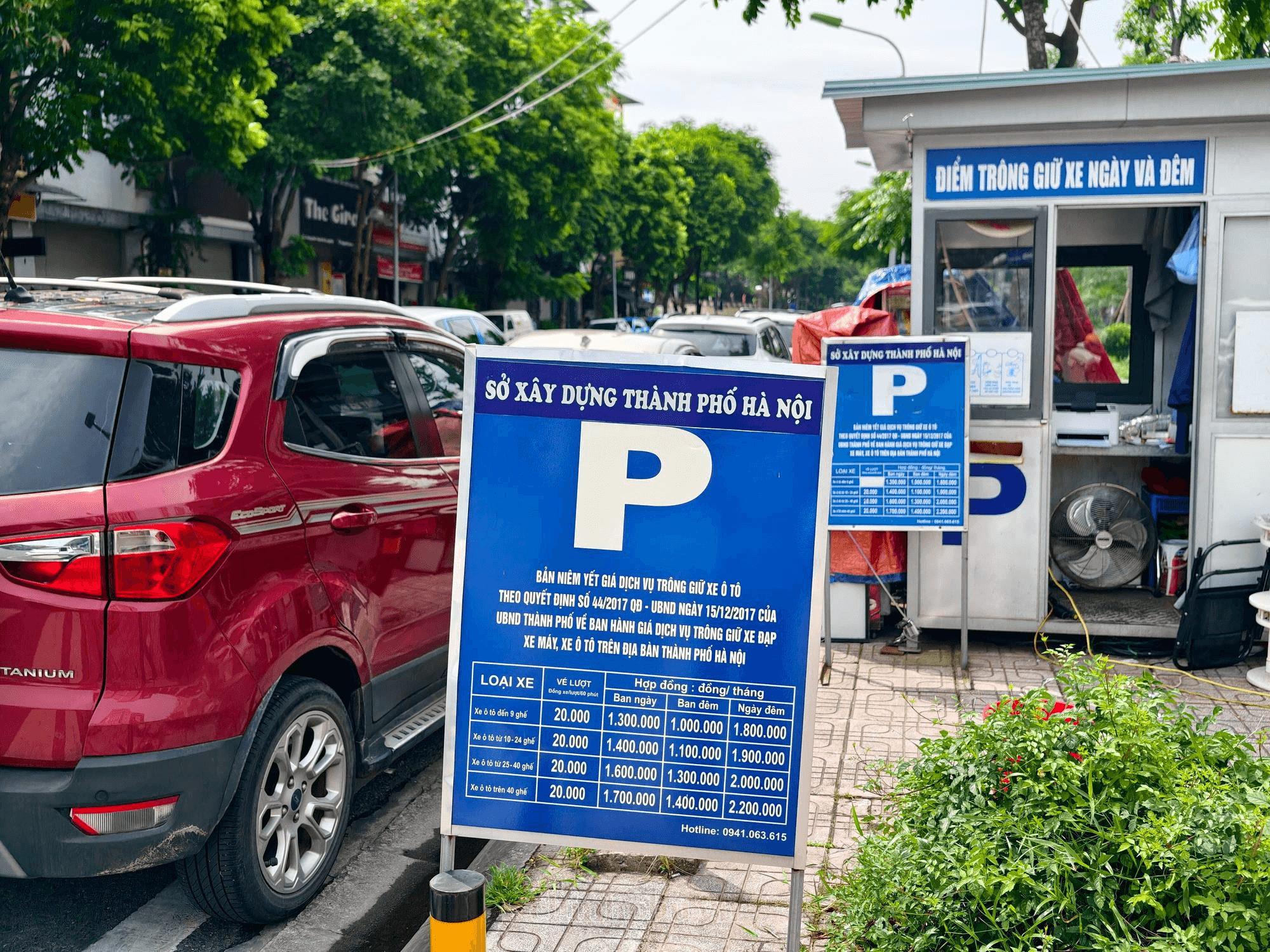 Tất cả người đi xe máy, ô tô tại Hà Nội lưu ý: Từ nay, giá trông xe có thay đổi quan trọng, cao nhất lên đến 7,5 triệu đồng