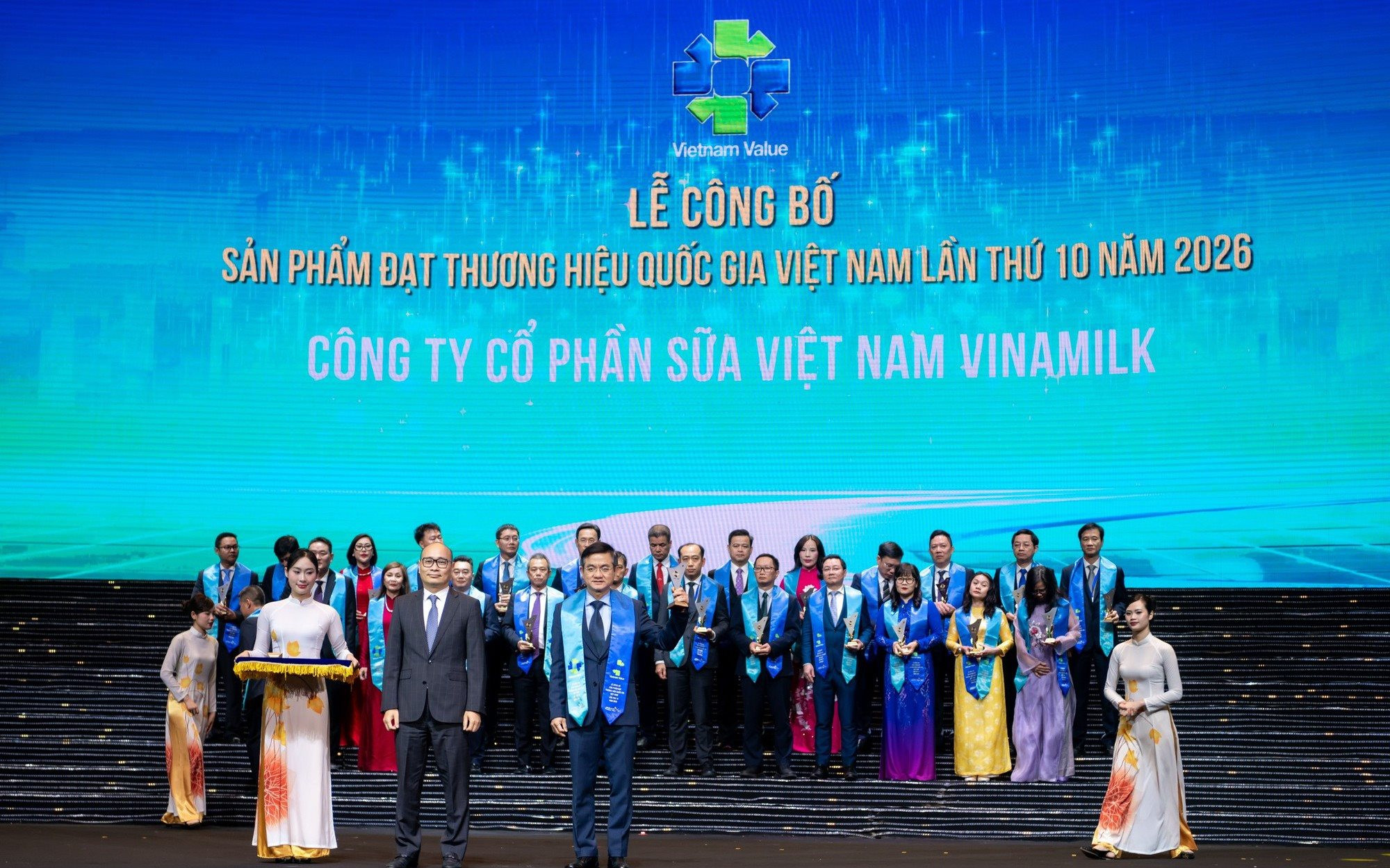 Lấy tiêu chuẩn cao nhất của thế giới làm đích đến: Vinamilk xuất sắc đạt Thương hiệu Quốc gia 18 năm liền