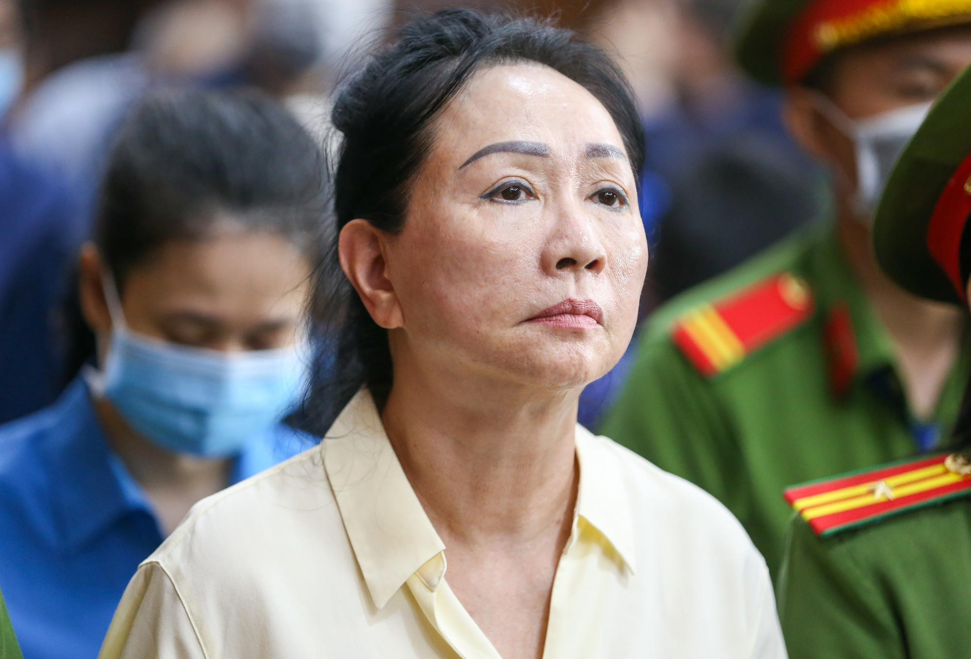 Hơn 91% vốn công ty chứng khoán của bà Trương Mỹ Lan sắp được định giá