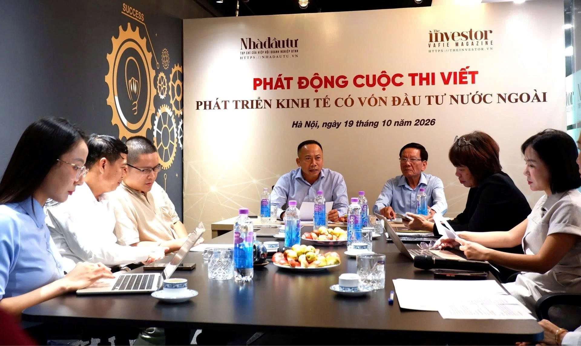 Tạp chí Nhà đầu tư phát động cuộc thi viết “Phát triển kinh tế có vốn đầu tư nước ngoài”
