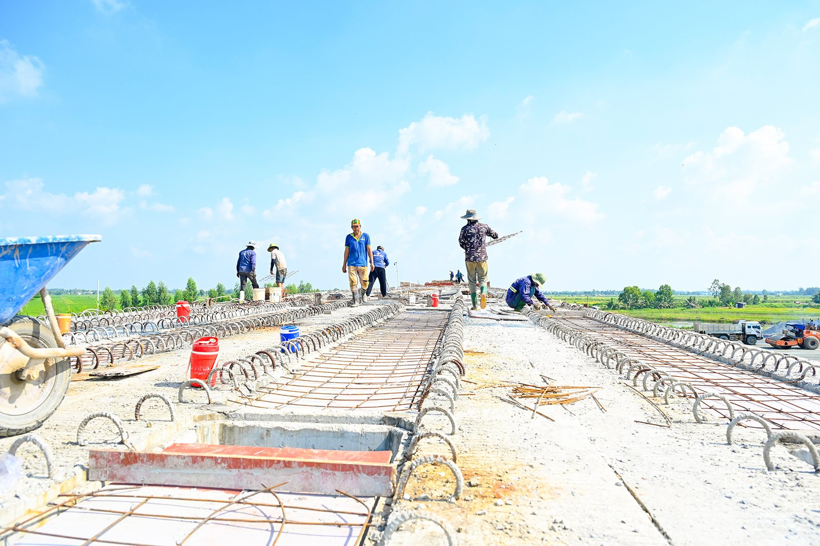 Đường Hồ Chí Minh đoạn Rạch Sỏi – Vĩnh Thuận: Nỗ lực bứt tốc, quyết tâm thông tuyến cuối năm 2026
