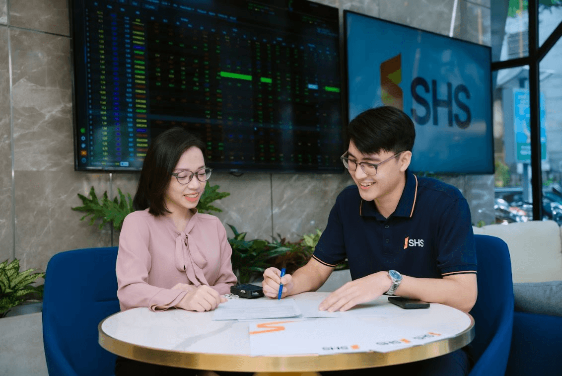 SHS báo lãi 620 tỷ đồng sau 9 tháng, doanh thu quý III tăng 23%