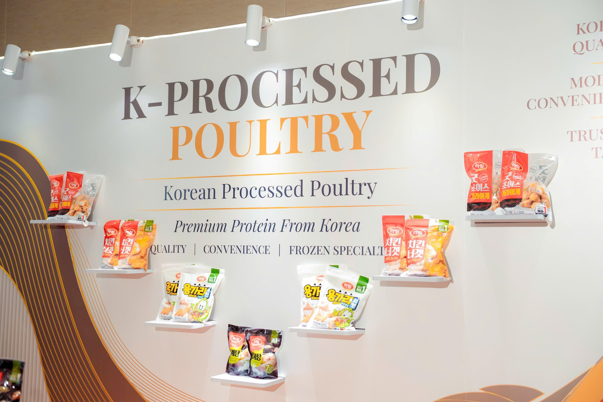 K-Chicken ra mắt người tiêu dùng Hà Nội tại Lễ hội Con đường Văn hóa Hàn Quốc 2026