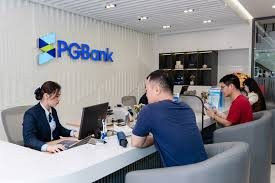 PGBank (PGB) báo lãi quý III sụt giảm 10,4%, tỷ lệ nợ xấu tăng vọt lên gần 4%
