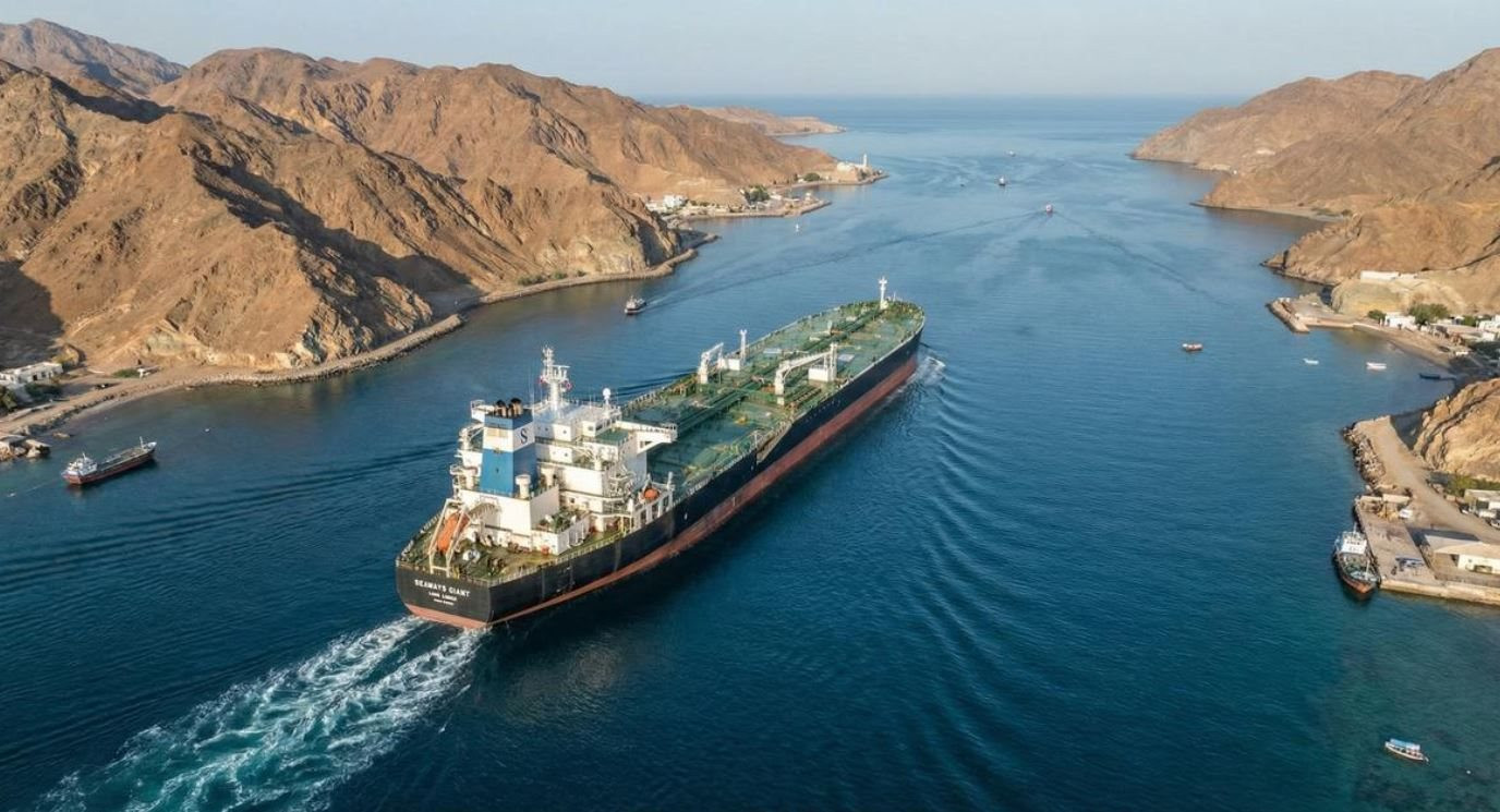 Dầu Trung Đông xuất khẩu trở lại mức trước chiến tranh, vì sao giá dầu vẫn tăng vọt?