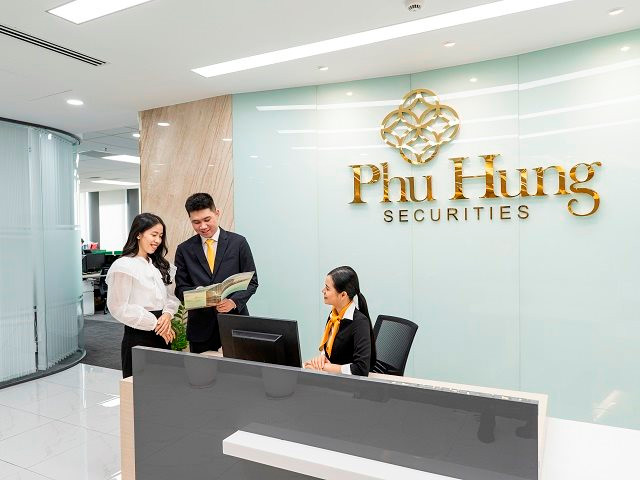 Một công ty chứng khoán chốt mua 4,2 triệu cổ phần Bảo hiểm Nhân thọ Phú Hưng