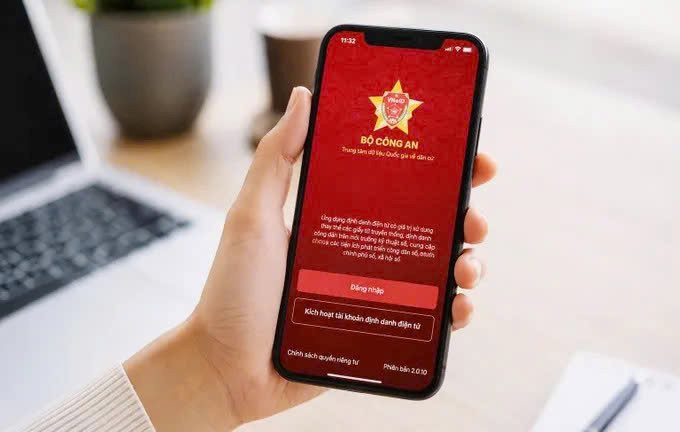 Công an yêu cầu người dân kiểm tra lại ngay thông tin này trên VNeID