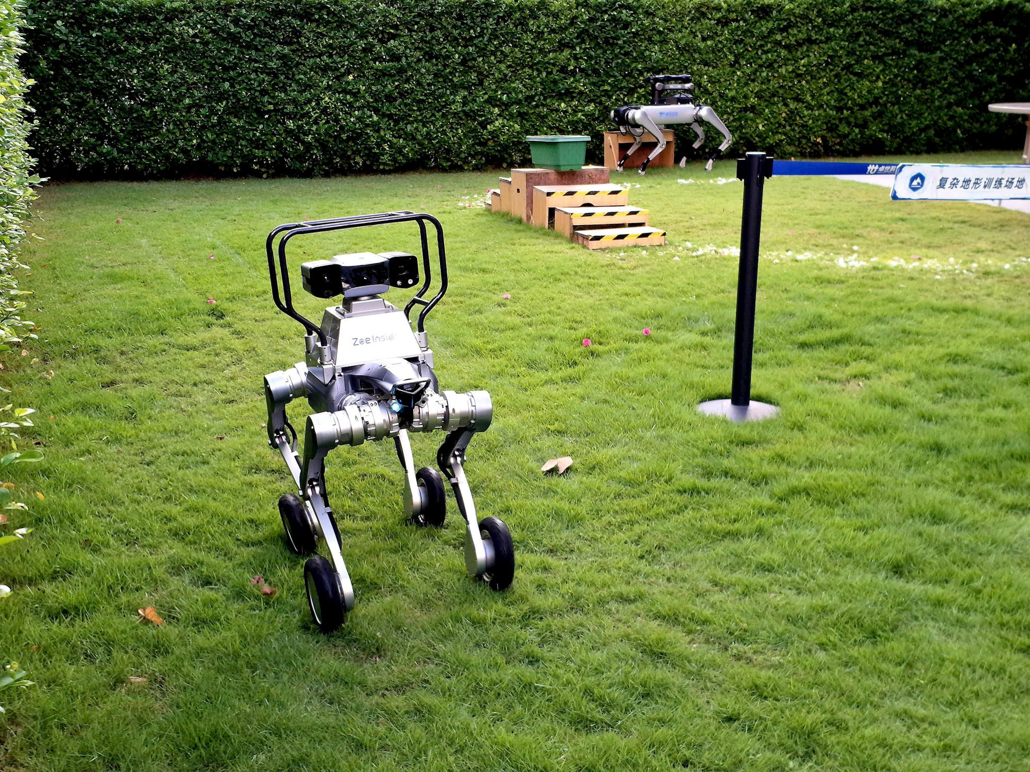 Không làm ra con robot nào, một công ty Trung Quốc muốn trở thành ‘hệ điều hành’ của ngành robot quy mô hàng chục tỷ USD
