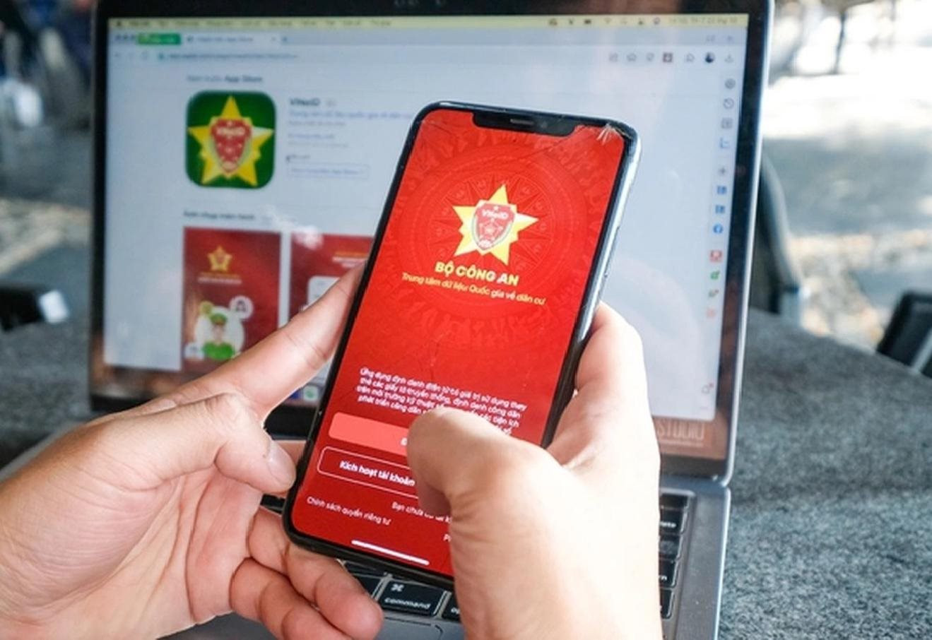 Công an phát thông báo quan trọng liên quan đến ứng dụng định danh điện tử VNeID của cá nhân, doanh nghiệp
