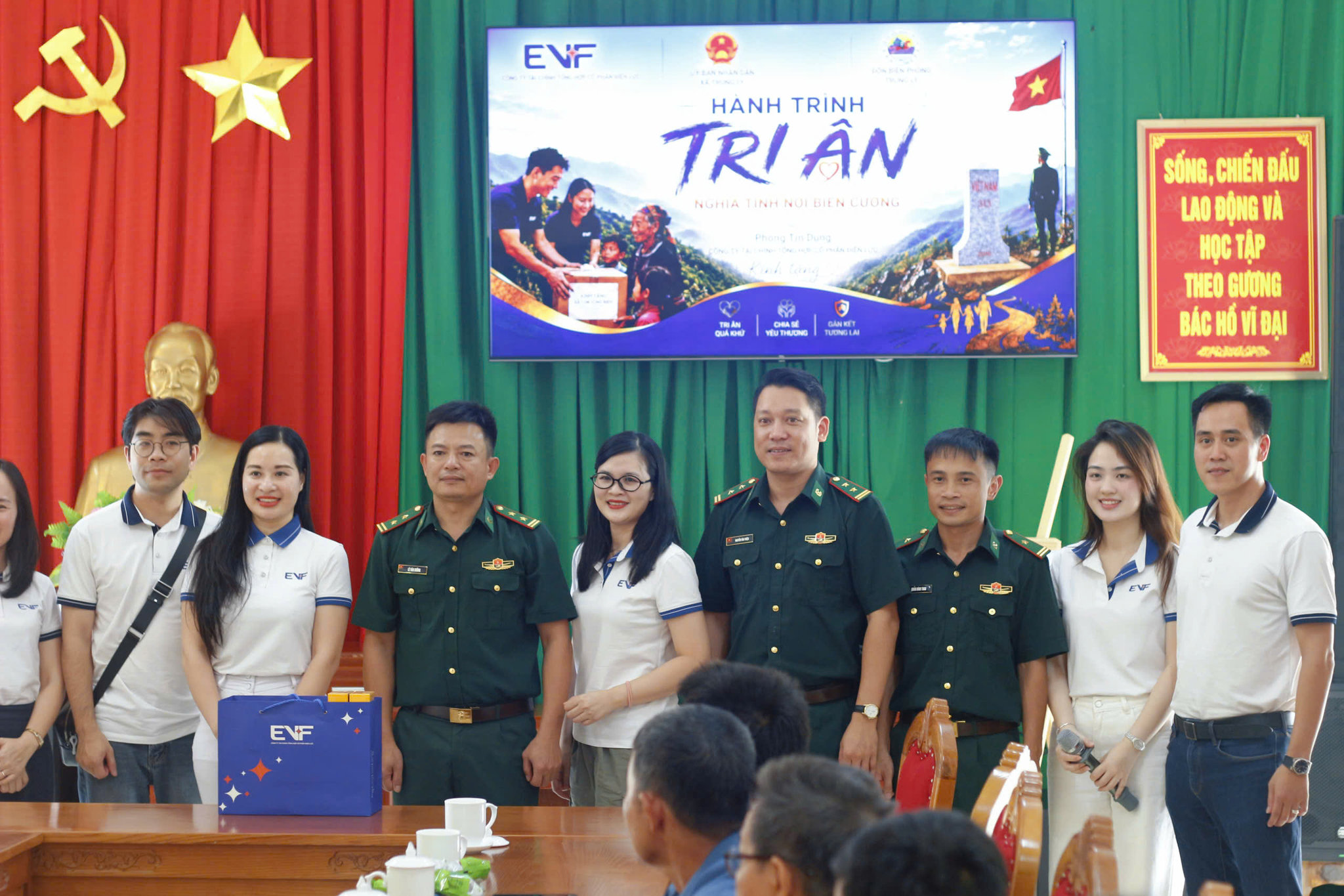 Chương trình Hành trình tri ân của EVF