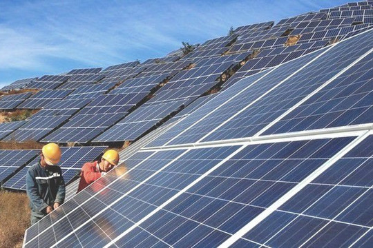 Hoa Kỳ dừng điều tra chống bán phá giá pin năng lượng mặt trời từ Việt Nam