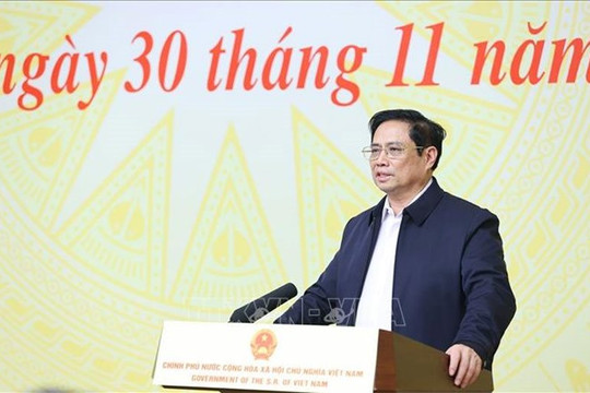 Thủ tướng Phạm Minh Chính: "Không thể đứng ngoài cuộc chuyển  đổi  số"