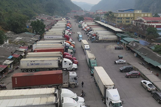 Ùn ứ hơn 4000 xe tại các cửa khẩu Lạng Sơn, Bộ Công Thương khuyến cáo gì?