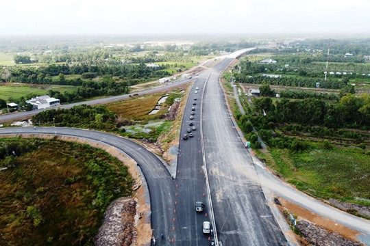 Đẩy nhanh tiến độ Dự án cao tốc Trung Lương - Mỹ Thuận