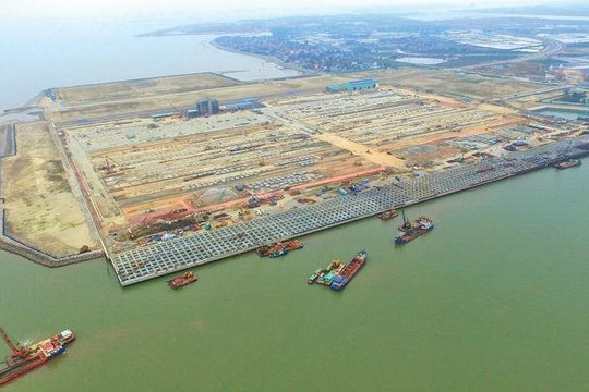 Tăng vốn đầu tư Dự án bến cảng Lạch Huyện