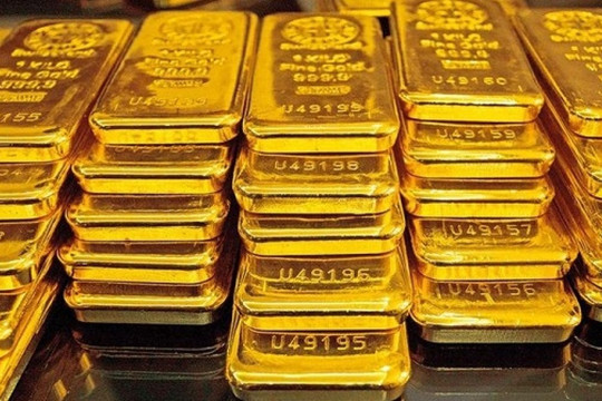 Giá vàng đang "chèo kéo" nhà đầu tư