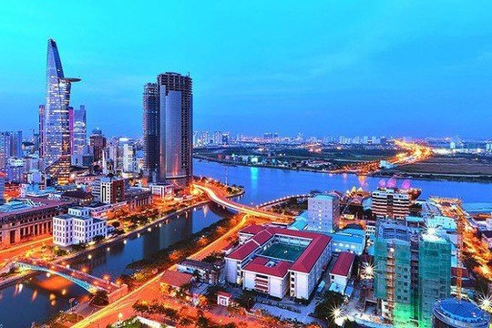 WB cho rằng mức thu nhập của Việt Nam sẽ tăng 4,9% so với ngưỡng cơ bản