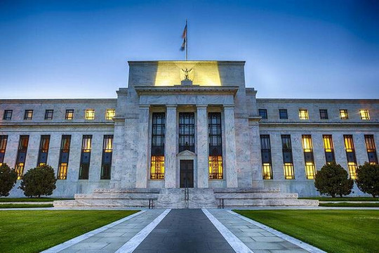 Fed sẽ quyết định hướng đi nào cho lãi suất khi lạm phát tăng cao kỷ lục?