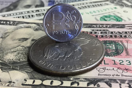 Tỷ giá đồng ruble tăng lên cao nhất trong vòng 7 năm
