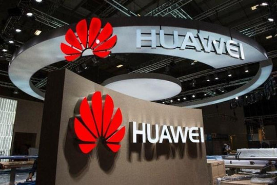Lợi nhuận ròng của Huawei giảm sâu trong 6 tháng đầu năm