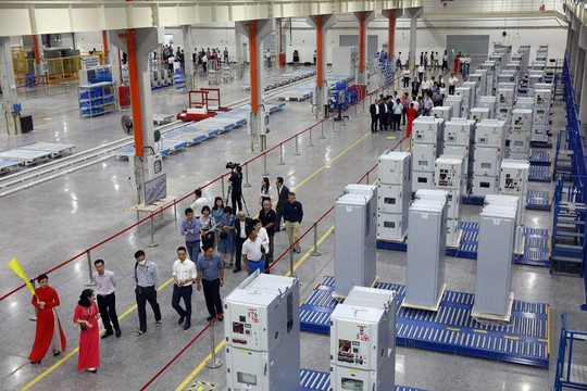 Việt Nam trở thành “con rồng” hút FDI ngành sản xuất giá trị cao