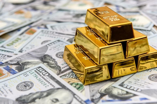 Franc Thụy Sỹ cao nhất 7 năm so với euro, vàng bị bán tháo khiến giá lao dốc xuống đáy 2 năm