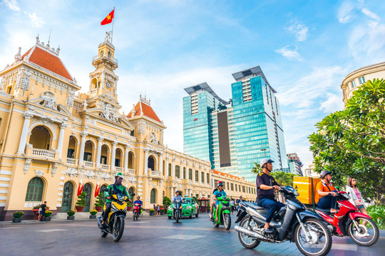 GDP Việt Nam tăng trưởng 8,02% năm 2022