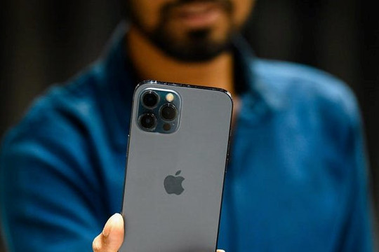iPhone 14 chính thức nhận đặt trước tại Việt Nam: Đại lý đua khuyến mại, bản Pro Max gần như chắc chắn cháy hàng
