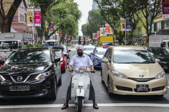 Quốc gia Đông Nam Á tính phí gần 10.000 đô để cấp bằng lái xe máy và thêm 14.000 đô cho việc sở hữu 1 chiếc xe 