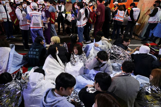 Những gì còn sót lại sau thảm họa giẫm đạp chết chóc nhất lịch sử Hàn Quốc: Những gương mặt vô hồn