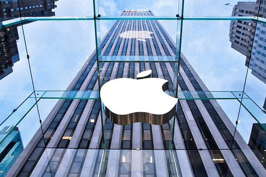 Lấy hàng Apple bán lại cho chính Apple, một cựu nhân viên thu về 17 triệu USD