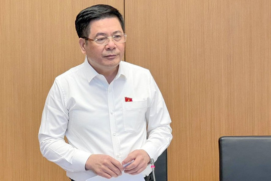 Bộ trưởng Bộ Công thương Nguyễn Hồng Diên: Cần sự hy sinh và chung tay góp sức của các doanh nghiệp đầu mối xăng dầu