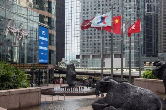 Hang Seng tăng 4%, chứng khoán Trung Quốc đồng loạt tăng điểm