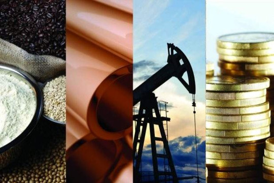 Thị trường ngày 23/11: Giá dầu, đồng, cao su phục hồi, ngũ cốc và quặng sắt giảm sâu