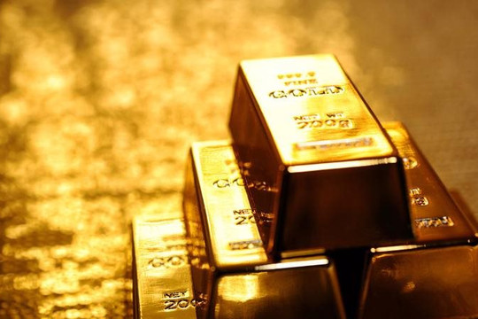 Thị trường vàng tuần qua: Vàng thế giới tăng vọt nửa triệu đồng trong một đêm, Trung Quốc tăng lượng dự trữ vàng