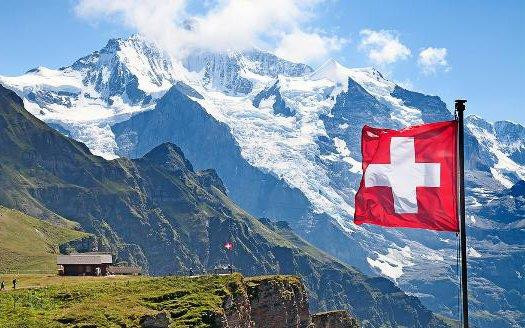 Khi cả thế giới đang gồng mình trước lạm phát, vì sao riêng Thụy Sĩ lại gần như miễn nhiễm?