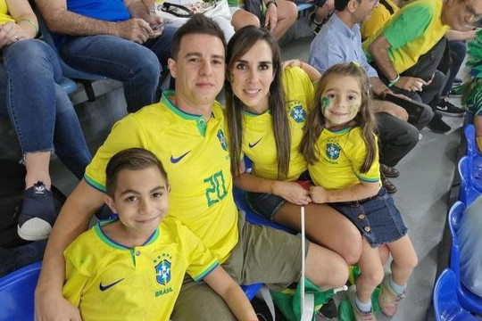 Gia đình 4 người nghỉ phép nửa tháng, chi 30.000 USD đi từ Brazil đển Qatar để xem World Cup nhưng phải ở trên tàu du lịch vì một lý do