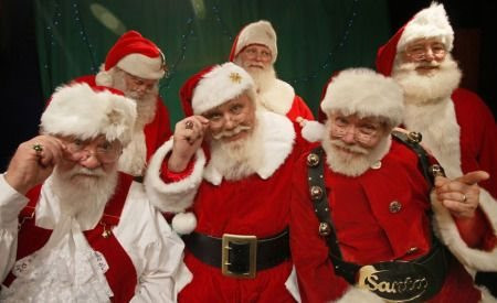 'Ông già Noel' tiết lộ mức lương khủng lên đến 30 triệu đồng/ giờ cùng những bí mật ít ai biết: Liệu công việc có đơn giản chỉ là phát quà?
