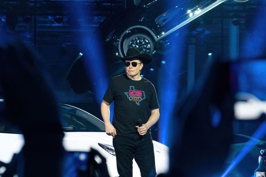 Tesla bị “vạ lây” từ chính boss Elon Musk - mức độ ưa thích của thương hiệu trong mắt người dùng tụt về…âm điểm