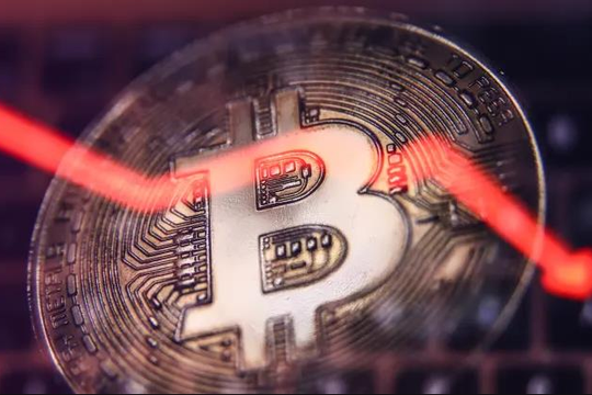 Standard Chartered: Giá Bitcoin sẽ giảm 70%, về mốc 5.000 USD vào năm 2023