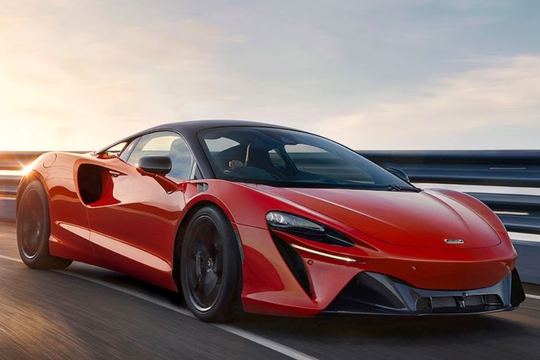 McLaren bán bộ sưu tập xe quý trị giá gần 3.000 tỷ đồng để gọi vốn "khẩn"